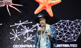  Brock Pierce
<h2>Four Days Trapped at Sea With Crypto&rsquo;s Nouveau Riche</h2>
<p>Published by Laurie Penny on&nbsp;12.05.2018</p>
<p>Source:<br /><a href="https://breakermag.com/trapped-at-sea-with-cryptos-nouveau-riche/">https://breakermag.com/trapped-at-sea-with-cryptos-nouveau-riche/</a></p>